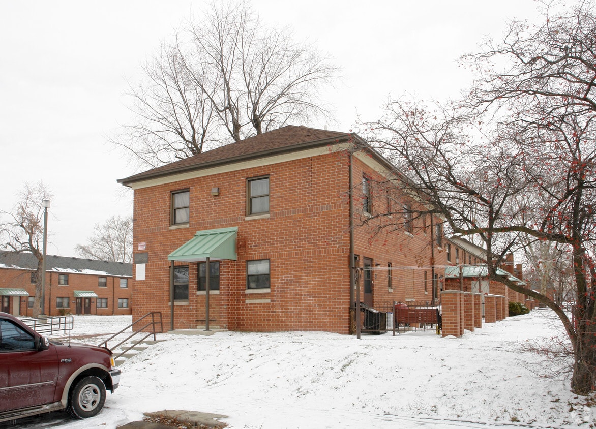 Building Photo - 1350 Hawthorne Ave
