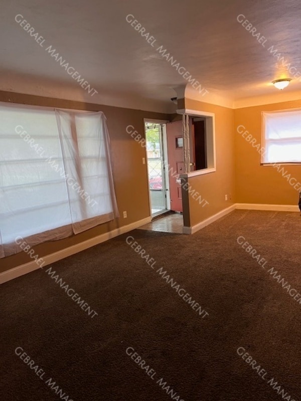 Building Photo - 3009 Menominee Ave