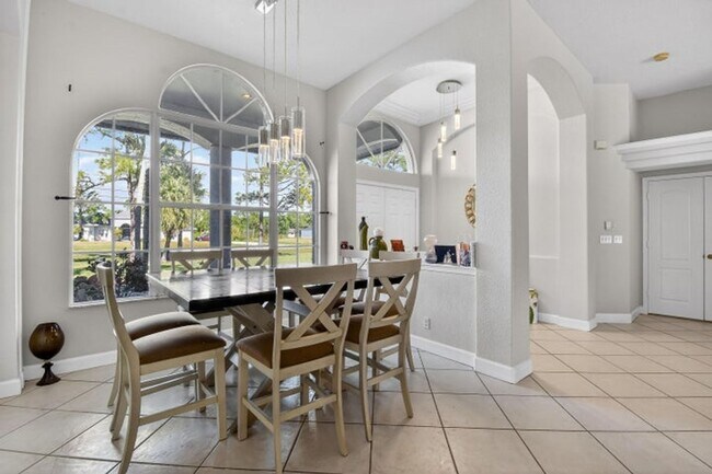 Foto del edificio - 13462 Key Lime Blvd