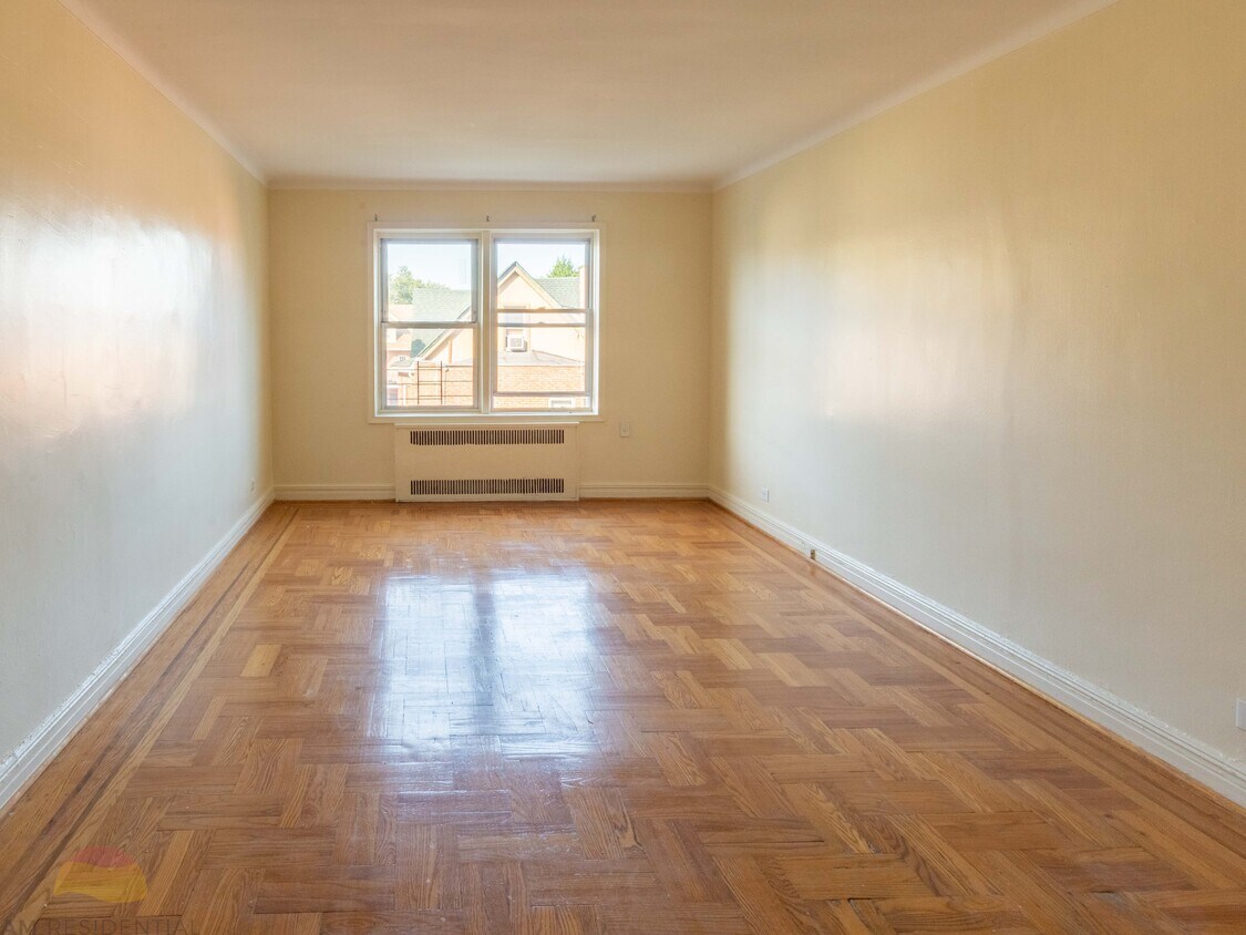 Primary Photo - 430 Ocean Pkwy