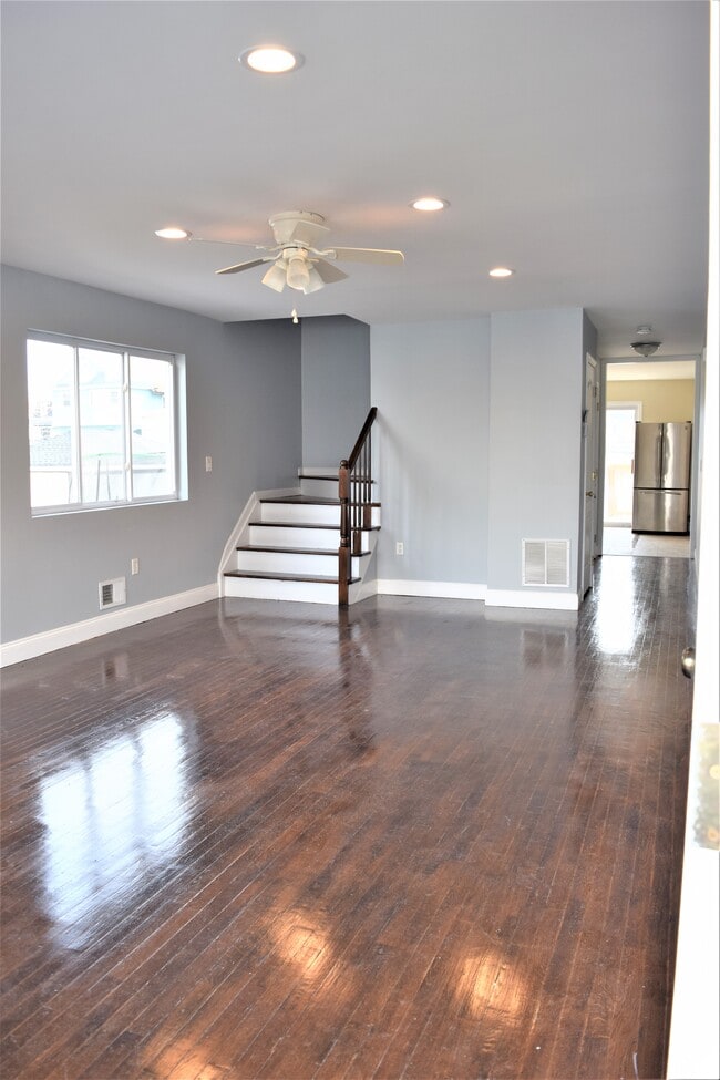 Foto del edificio - 233 Taylor St