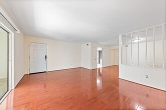 Building Photo - 12633 Memorial Dr