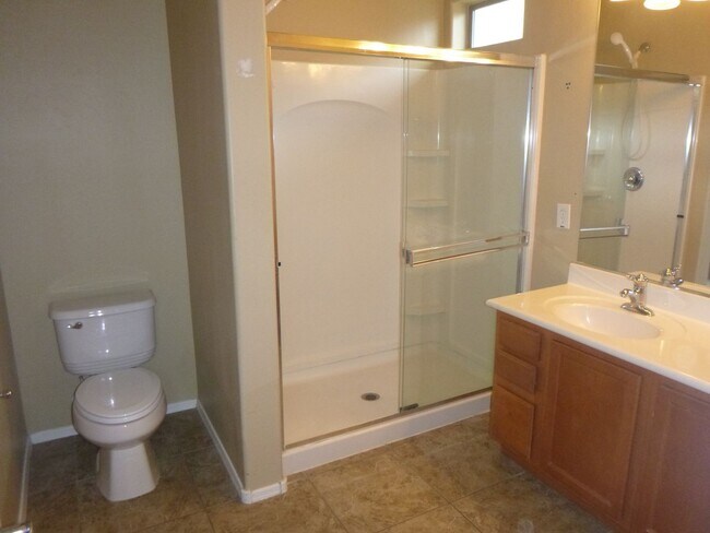 Building Photo - Beautiful 3 bdrm in Anthem at Merrill Ranch