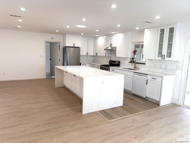Foto del edificio - 2601 Murray Ridge Rd