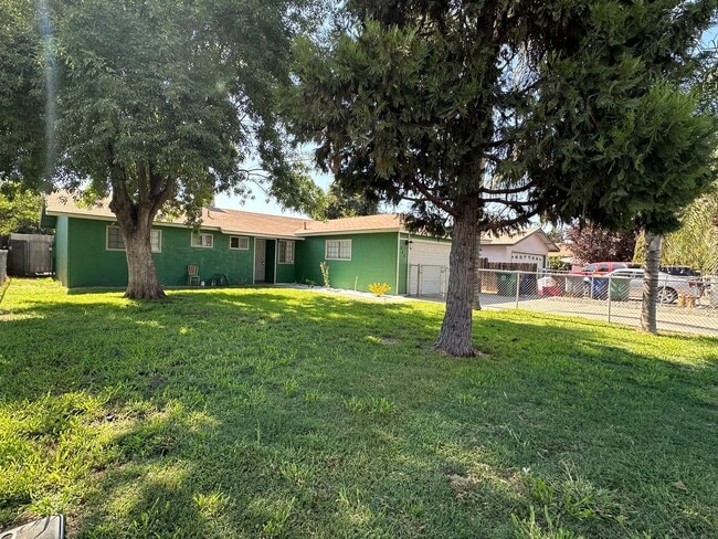 Building Photo - Farmersville home coming soon!