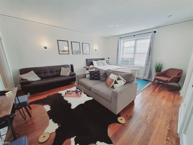 Building Photo - Studio, 1 bath Condo - 20 Spring St Apt C4