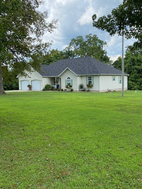 Foto principal - 12431 Harris Ln