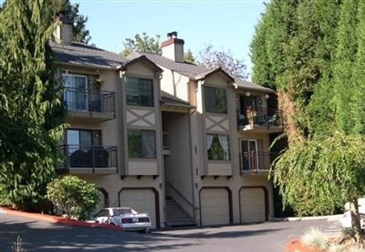 Primary Photo - Nice 2 Beds/ 2 Bath Condo in Woondinville!