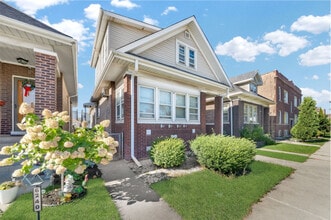 Building Photo - 6238 S Massasoit Ave Building Photo - 6238 S Massasoit Ave