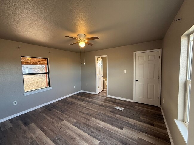 Building Photo - 700 Gunstock Rd