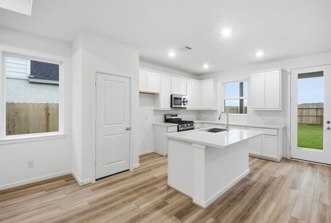 Building Photo - 21510 Coronado Grn Dr
