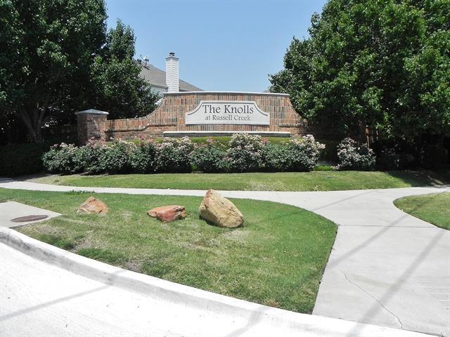 Building Photo - 2416 Ravenhurst Dr