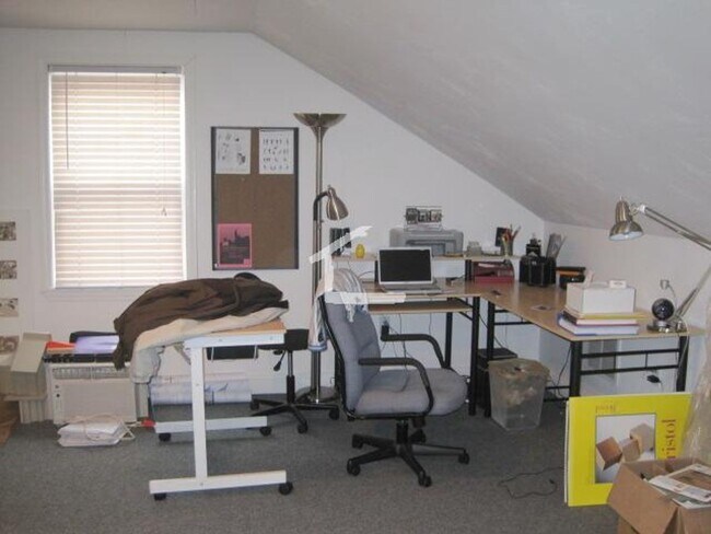 Foto del edificio - Nice 4 bed in Allston