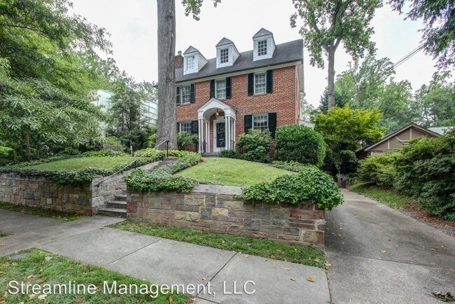 Building Photo - 3317 Tennyson St NW