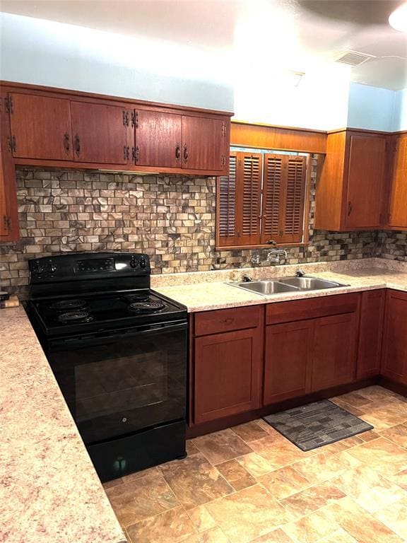 Foto del edificio - 5225 Lakeside Dr