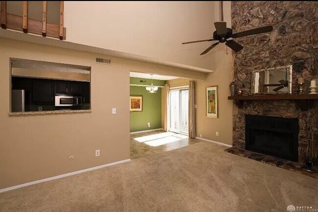Building Photo - 1459 Sanzon Dr