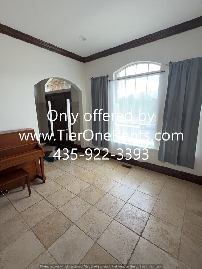 Building Photo - NO DEPOSIT option available for qualified renters!
