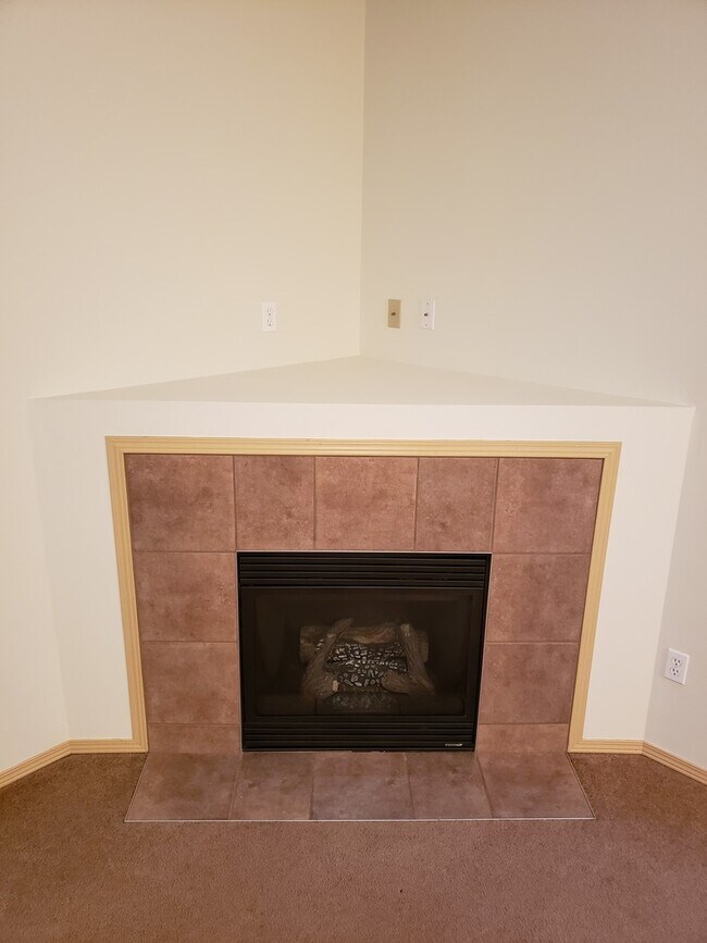 Foto del edificio - Gem Heights Spaciousness