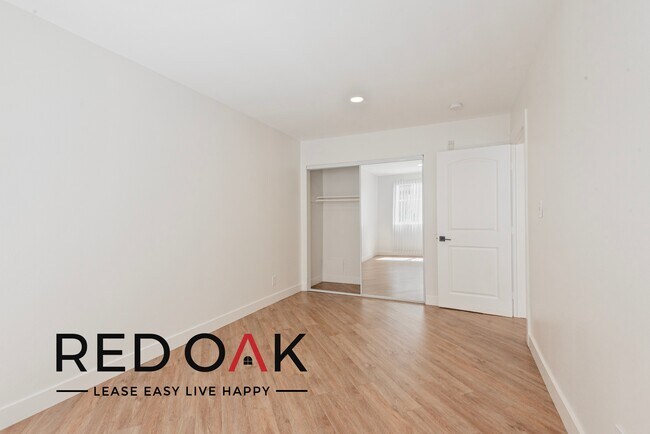 Foto del edificio - 310 S Kenmore-304