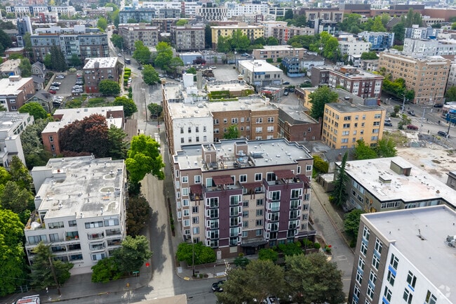 Park Summit Condominium