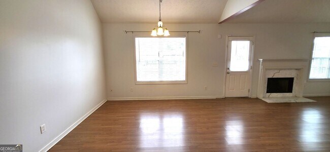 Building Photo - 89 Savannah Ln