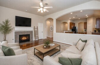 Building Photo - 25307 Mallard Bay Ln