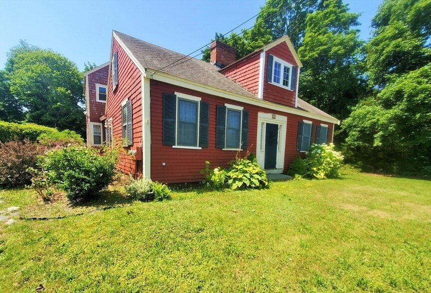 Primary Photo - 592 Plymouth St