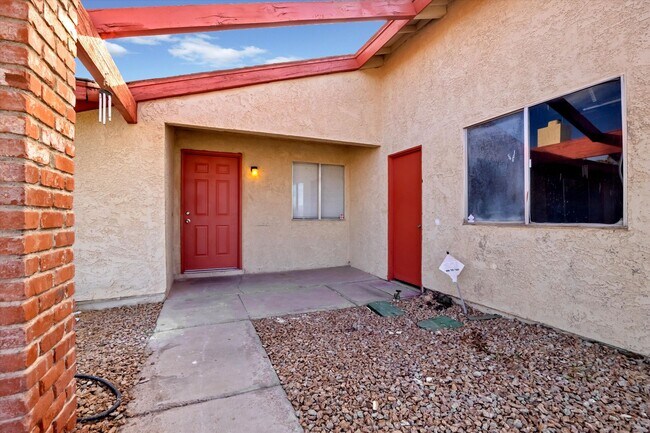 Foto del edificio - Single Story/Four Bedroom Henderson Home w...