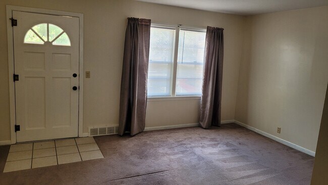 Living Room - 3421 Penley Dr