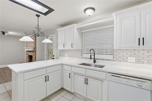 Building Photo - 2901 Branch Oaks Dr