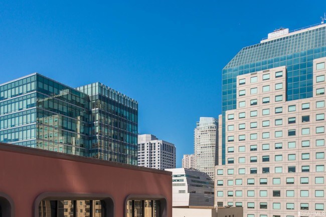 Foto del edificio - 631 Folsom St