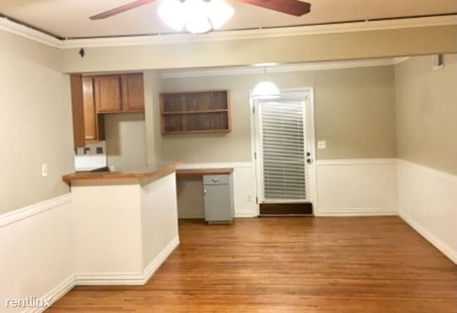 Building Photo - 3 br, 1.5 bath House - 808 West Iola Place