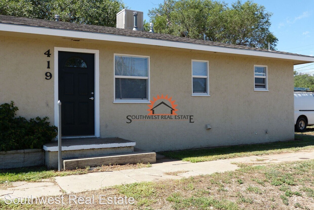 Primary Photo - 1 br, 1 bath House - 419 E. 4th