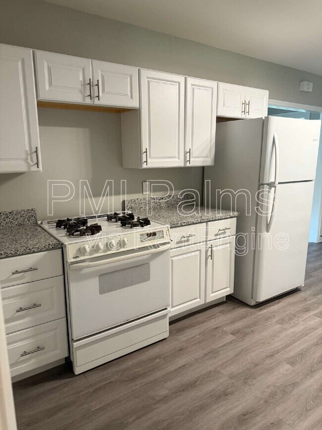 Foto del edificio - 719 SE 24th St