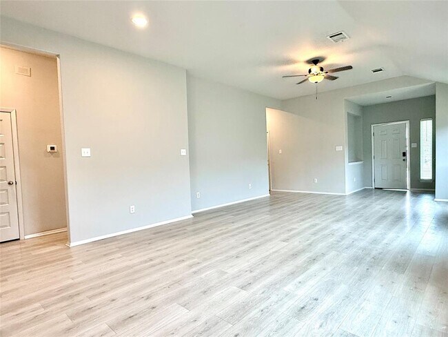 Building Photo - 5629 Corso Ct