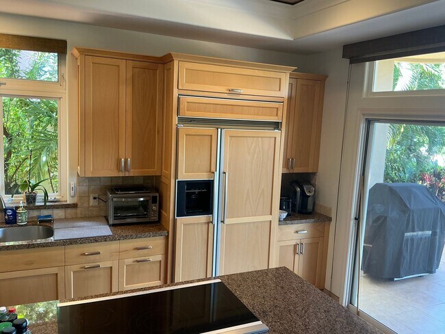 Building Photo - 3 Bedroom Home with Pool in Ka'anapali Hil...