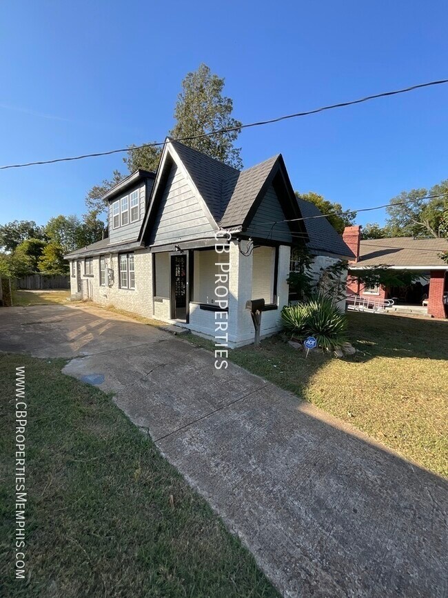 Building Photo - 3RD MONTH OF RENT FREE!!!