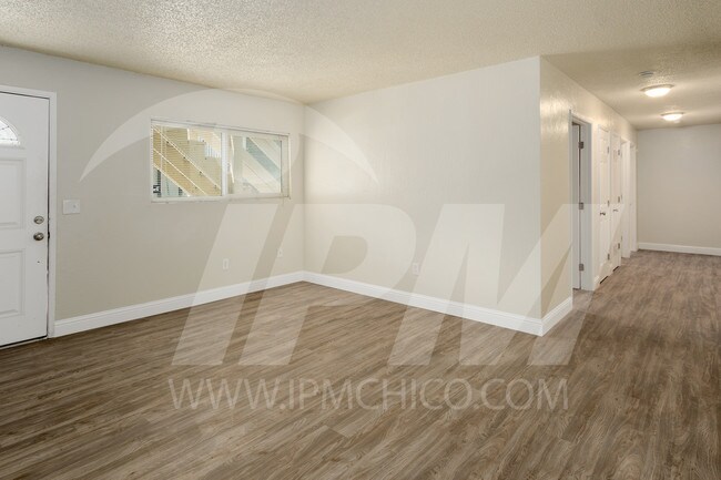Foto del edificio - 125 W 3rd St