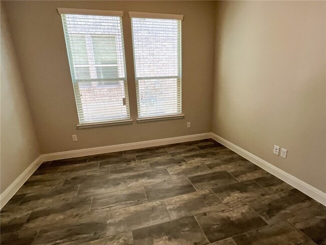 Building Photo - 1051 Kenney Fort Crossing