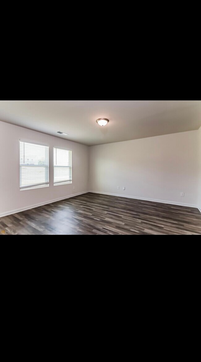 Foto del edificio - 415 Abeer St
