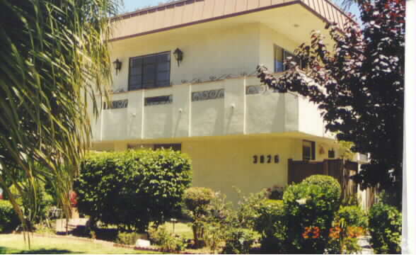 Primary Photo - 3826 Mentone Ave