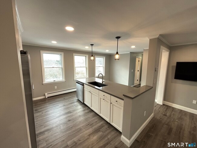 Building Photo - 72 Ingham Hill Rd