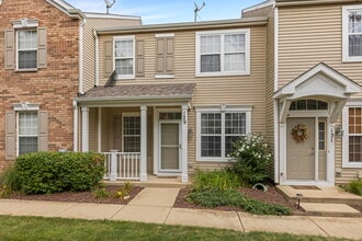 Building Photo - 129 Springbrook Trail S