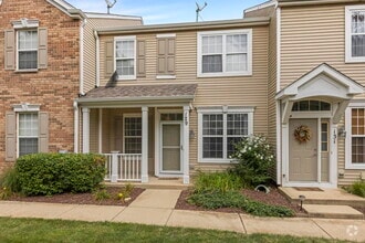Building Photo - 129 Springbrook Trail S