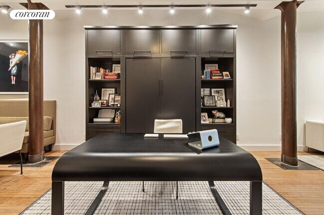 Foto del edificio - 39 E 12th St