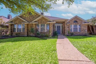 Building Photo - 9016 Silverdollar Trail