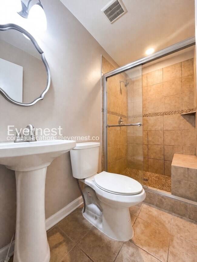 Foto del edificio - 797 Casplan St SW