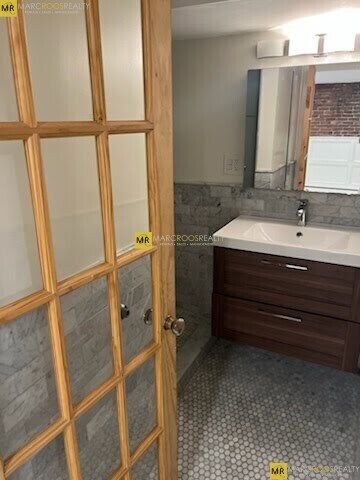 Foto del edificio - 484 Columbus Ave
