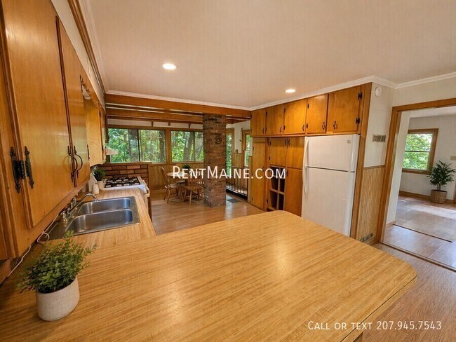 Building Photo - 5 Wickett Ln