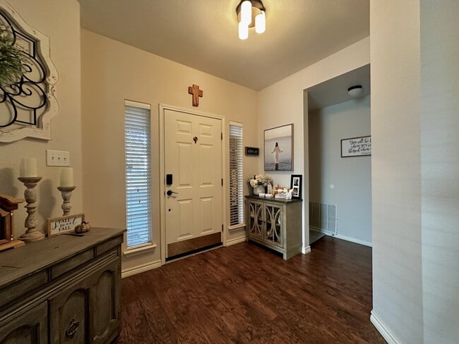 Foto del edificio - 3617 Marietta Ln